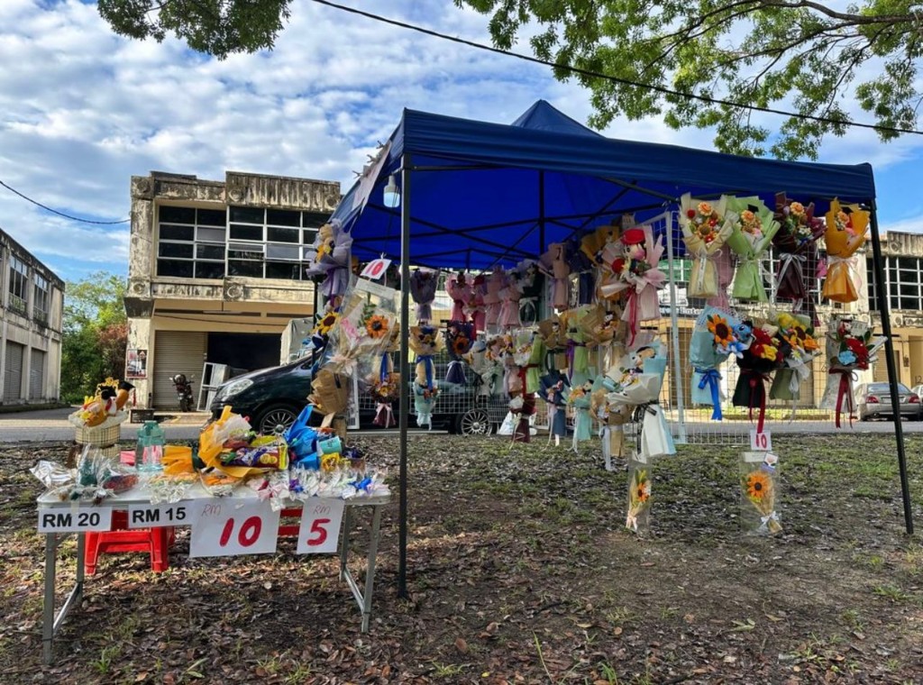 Hyokai flower booth at Universiti Tunku Abdul Rahman Kampar