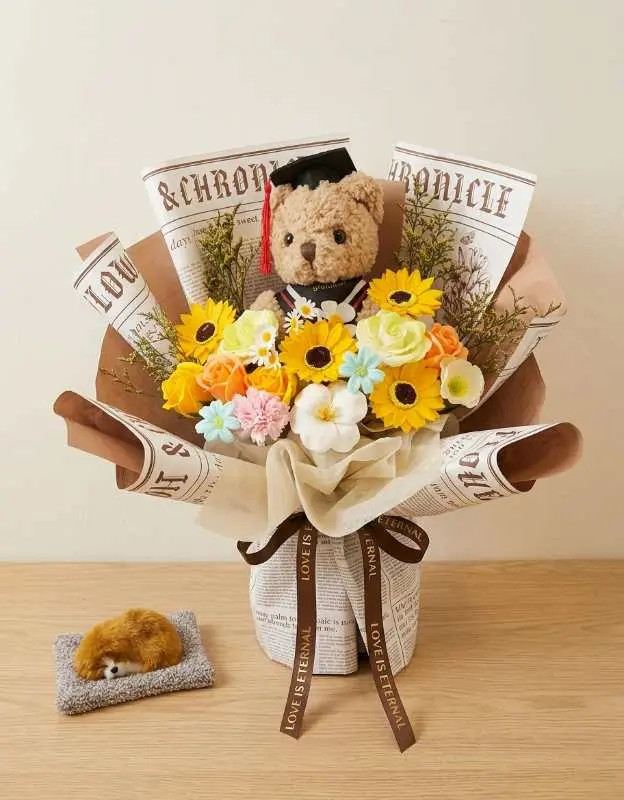 Classic Teddy Graduation Bouquet